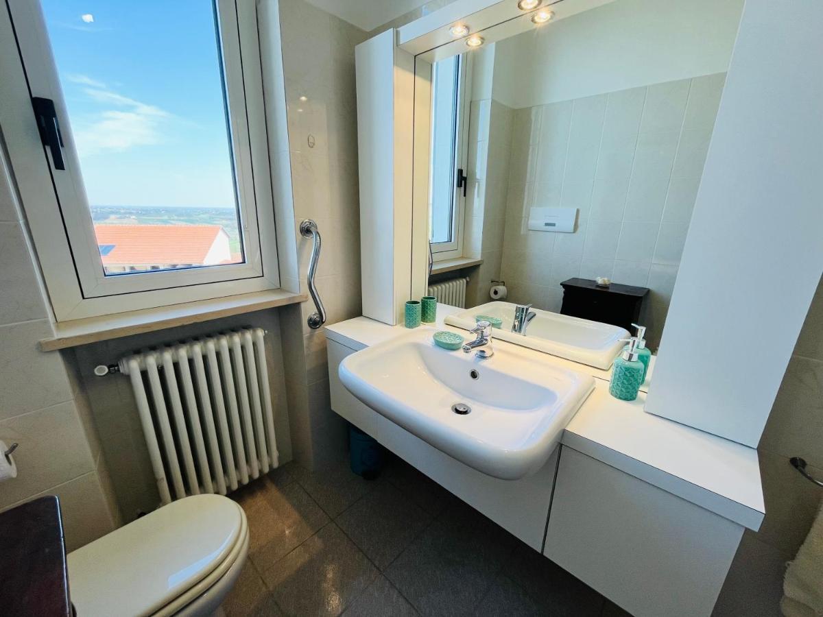 Casa Vacanze Con Vista Panoramica Frassinello Екстериор снимка